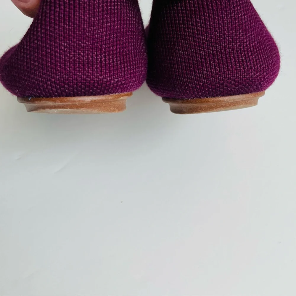 Rothy’s SIZE 8 The Point washable flats in maroon